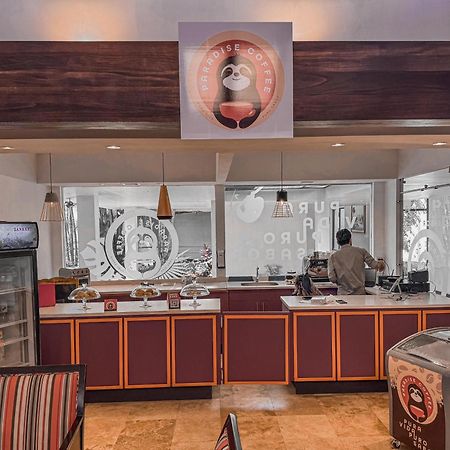 Wyndham San Jose Herradura Bagian luar foto Coffee Shop